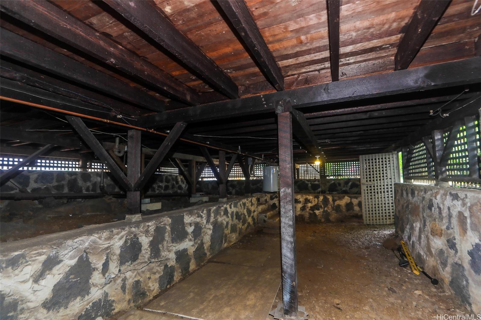 1017  2nd Ave Kaimuki, Diamond Head home - photo 16 of 25