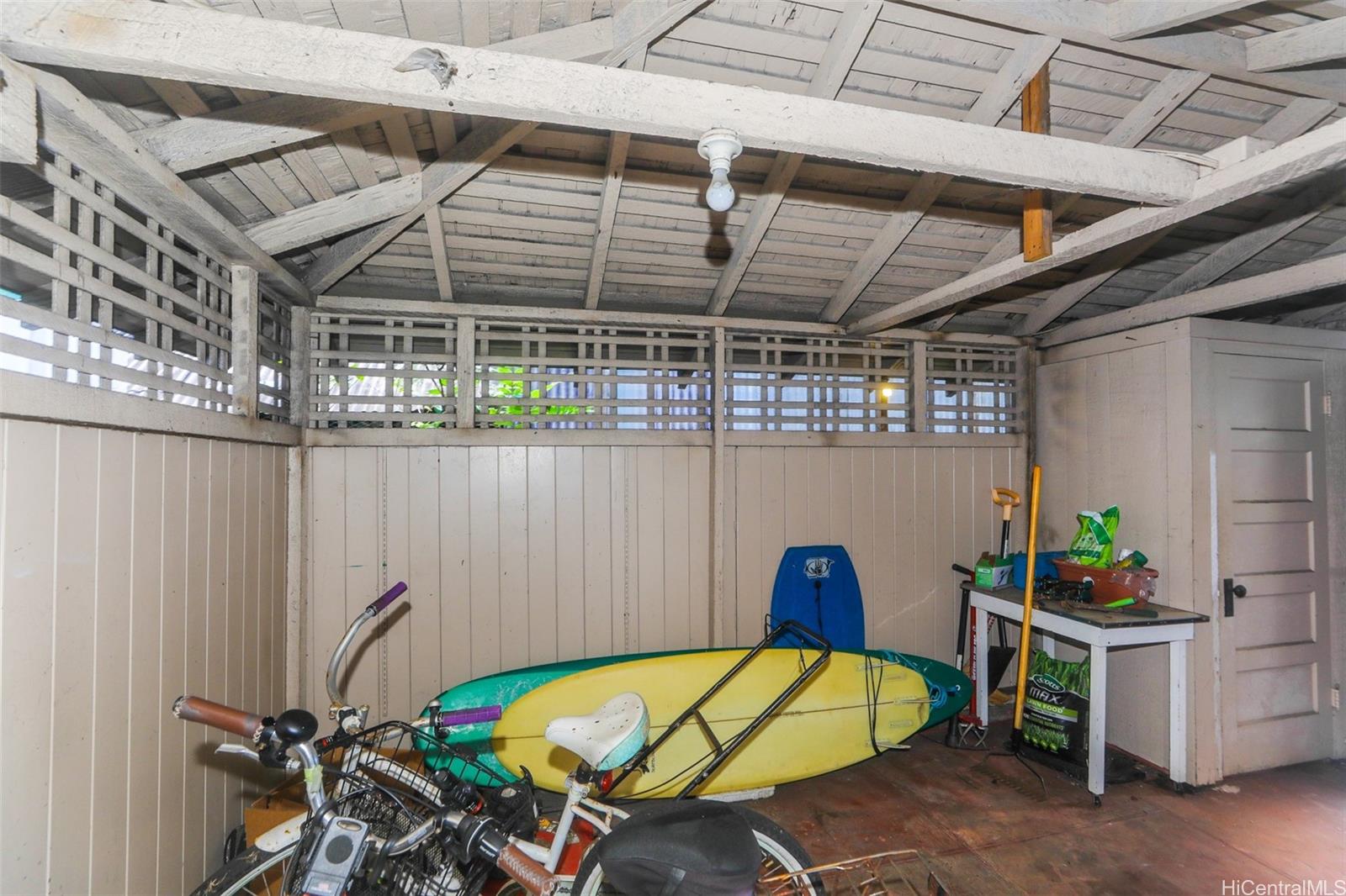 1017  2nd Ave Kaimuki, Diamond Head home - photo 18 of 25