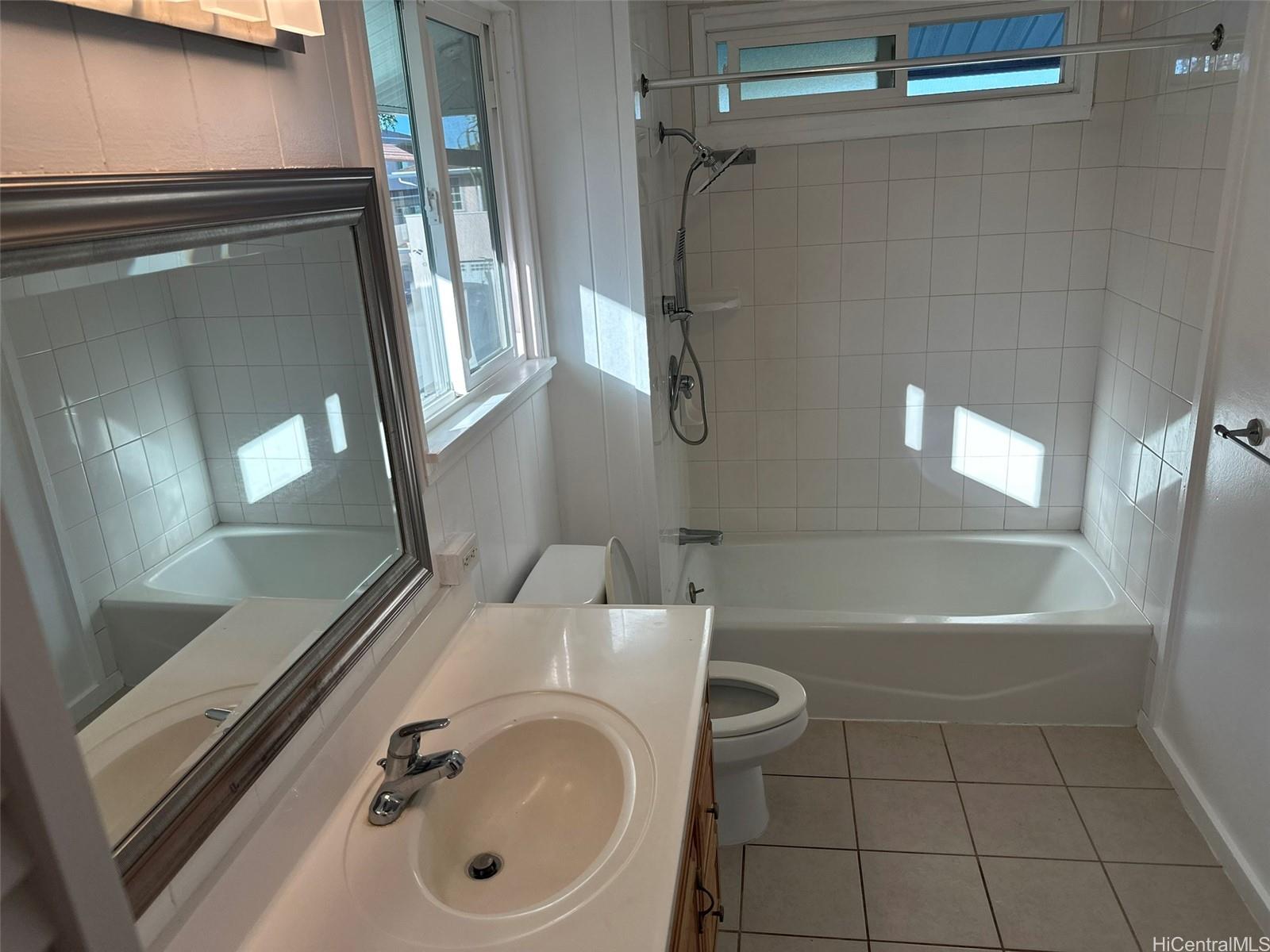 1017 Maluna Street Honolulu - Rental - photo 14 of 23