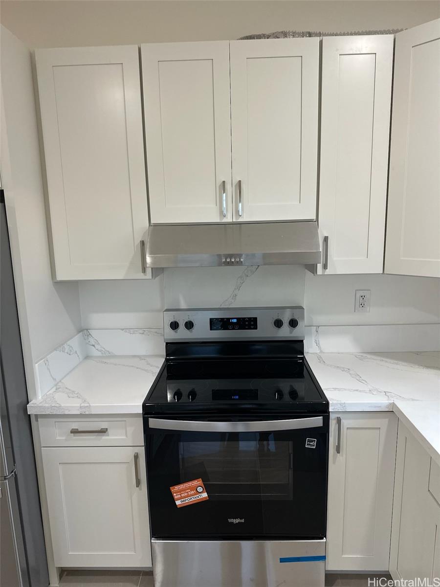 1017 Maluna St Honolulu - Rental - photo 11 of 21