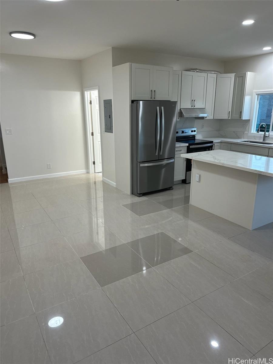 1017 Maluna St Honolulu - Rental - photo 14 of 21