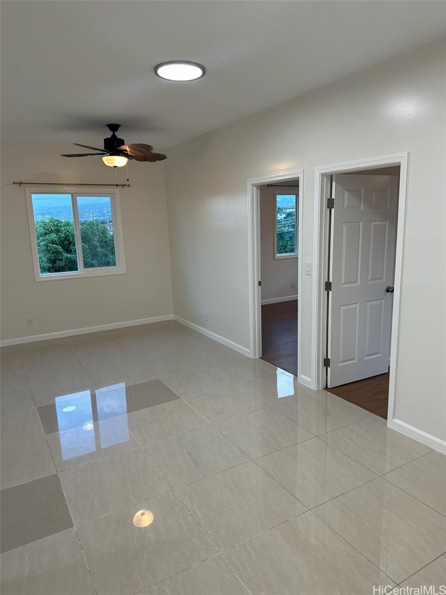 1017 Maluna St Honolulu - Rental - photo 3 of 21