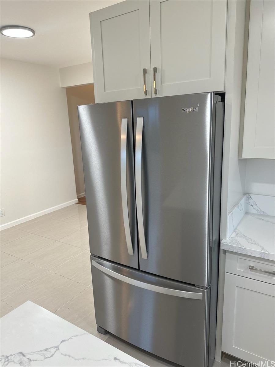 1017 Maluna St Honolulu - Rental - photo 10 of 21