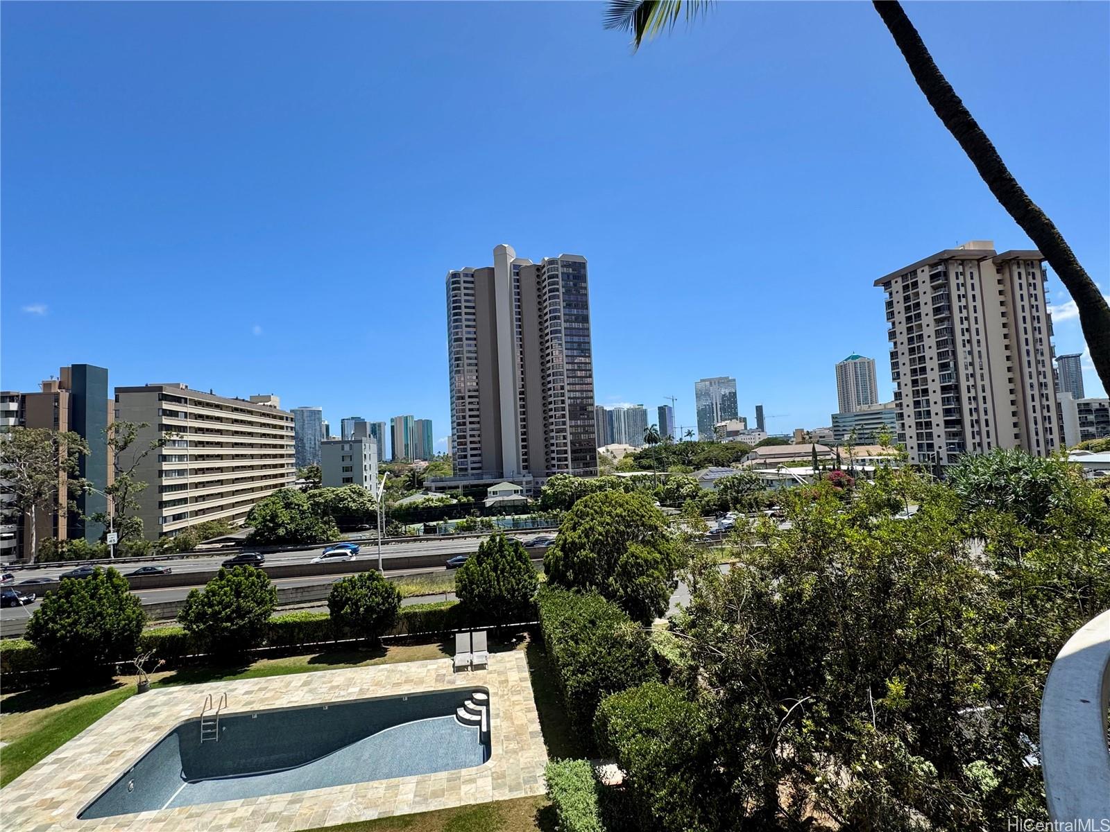 Surfview condo # 302, Honolulu, Hawaii - photo 17 of 18
