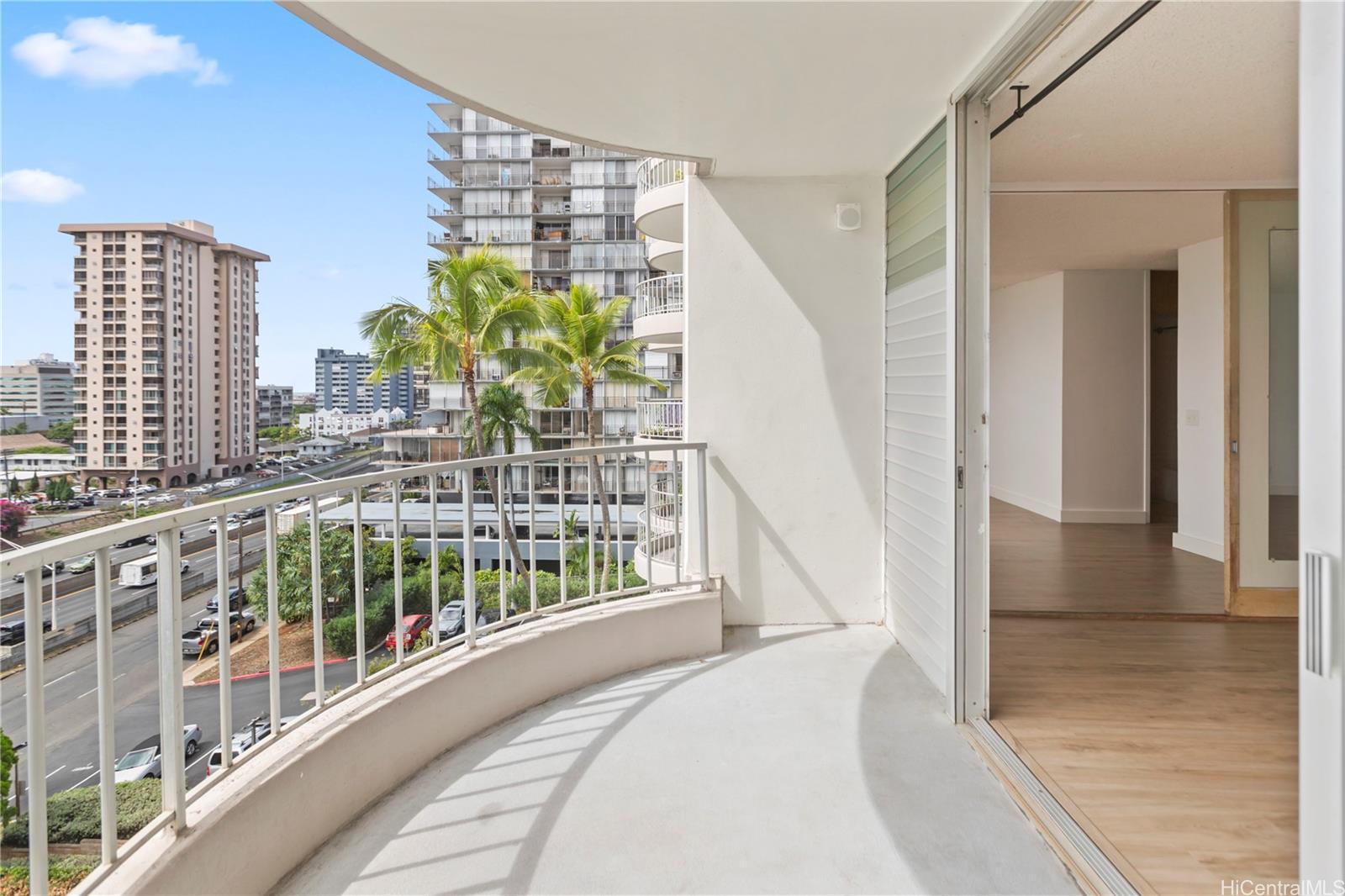 Surfview condo # 603, Honolulu, Hawaii - photo 8 of 12