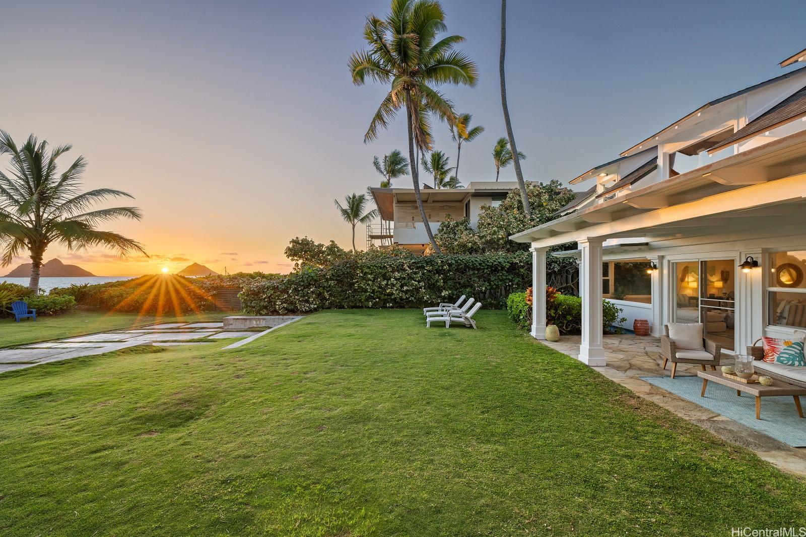 1018  Mokulua Drive Lanikai, Kailua home - photo 3 of 25
