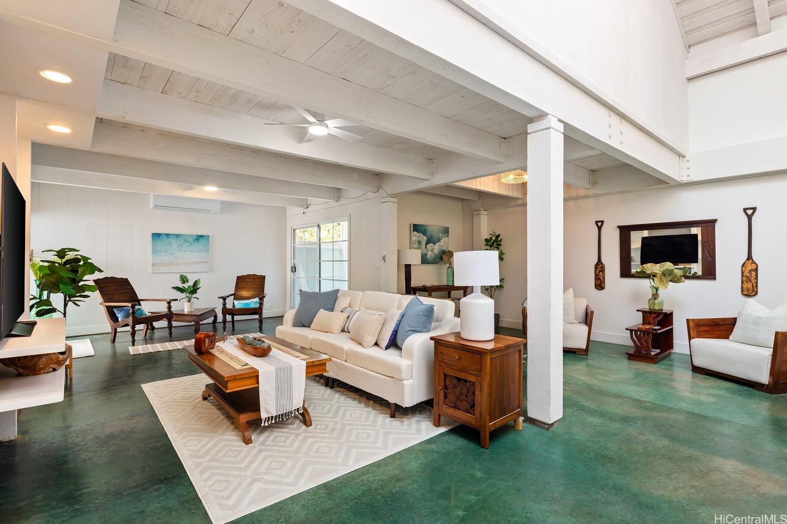 1018  Mokulua Drive Lanikai, Kailua home - photo 8 of 25