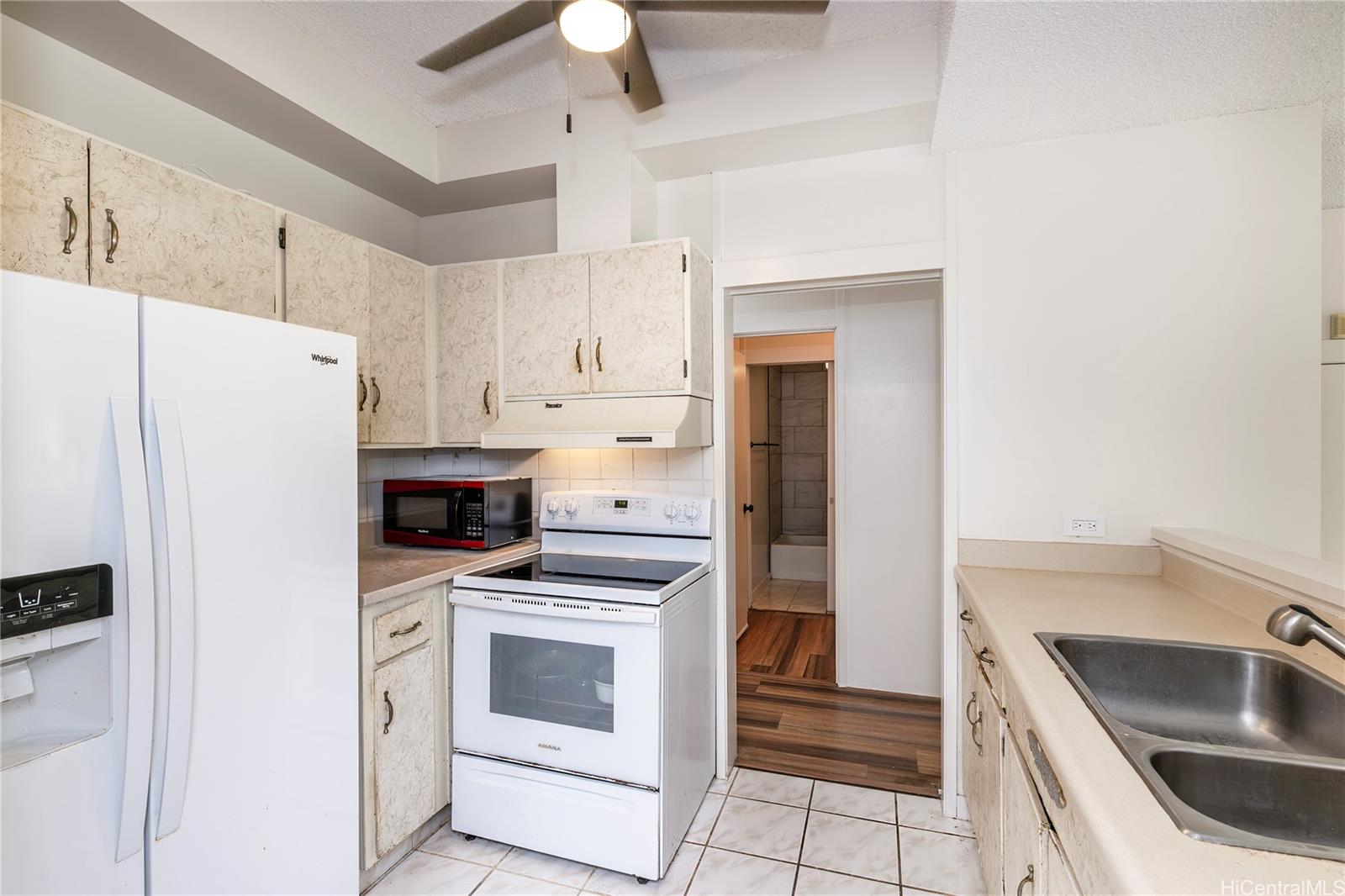 Windward Cove condo # 110A, Kailua, Hawaii - photo 8 of 18