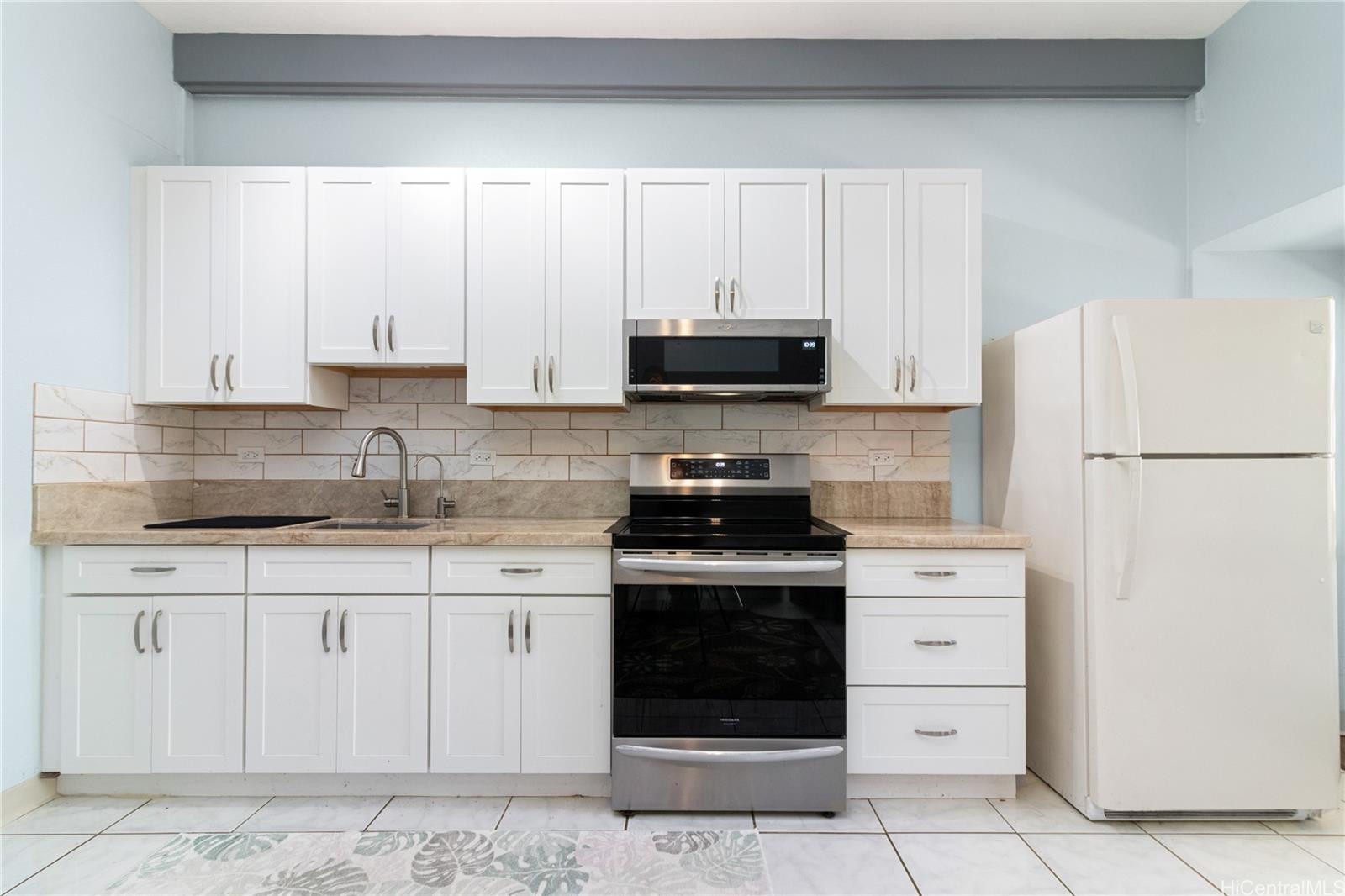 Terrazza condo # 102, Honolulu, Hawaii - photo 3 of 10