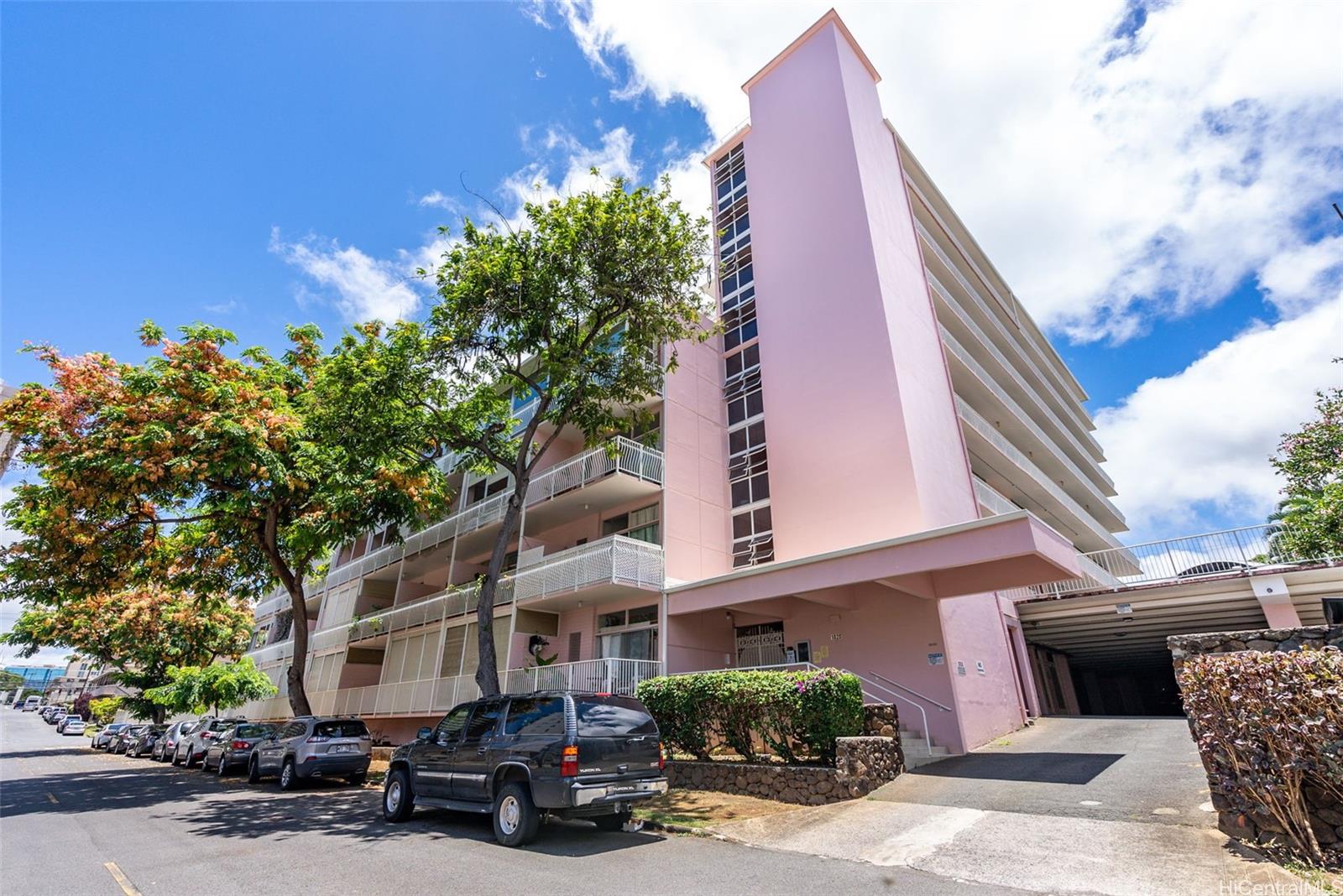 Terrazza condo # 206, Honolulu, Hawaii - photo 19 of 20