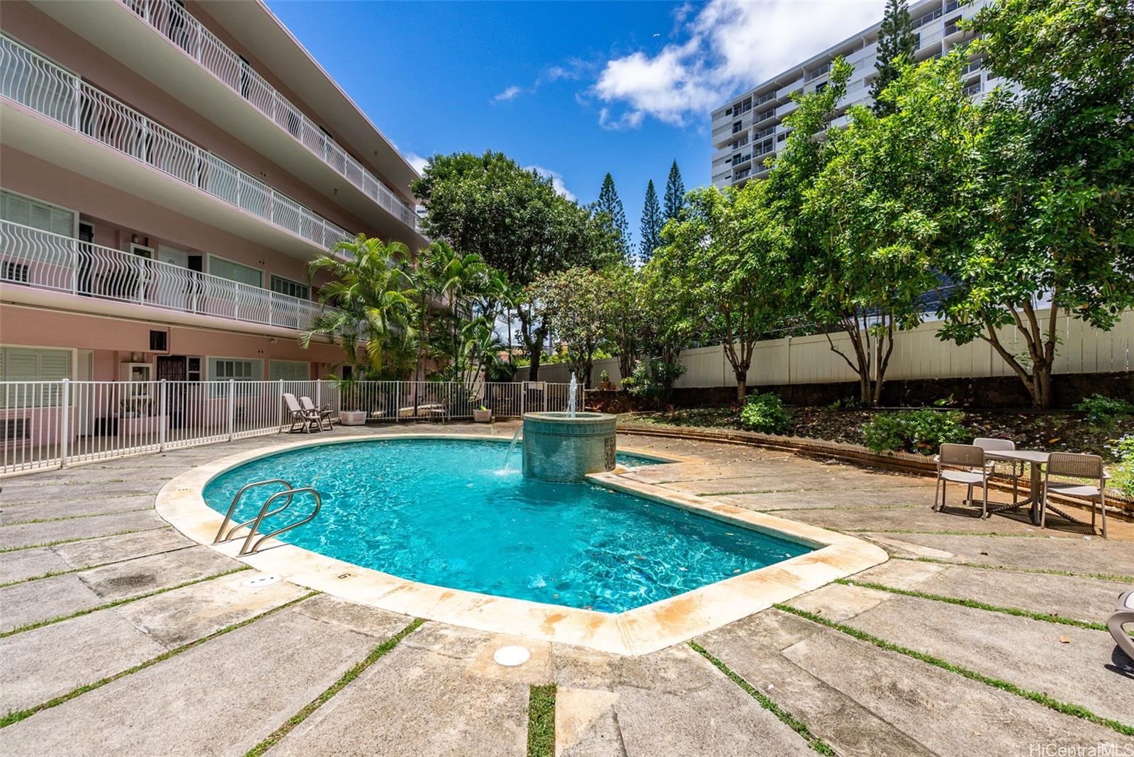 Terrazza condo # 206, Honolulu, Hawaii - photo 20 of 25