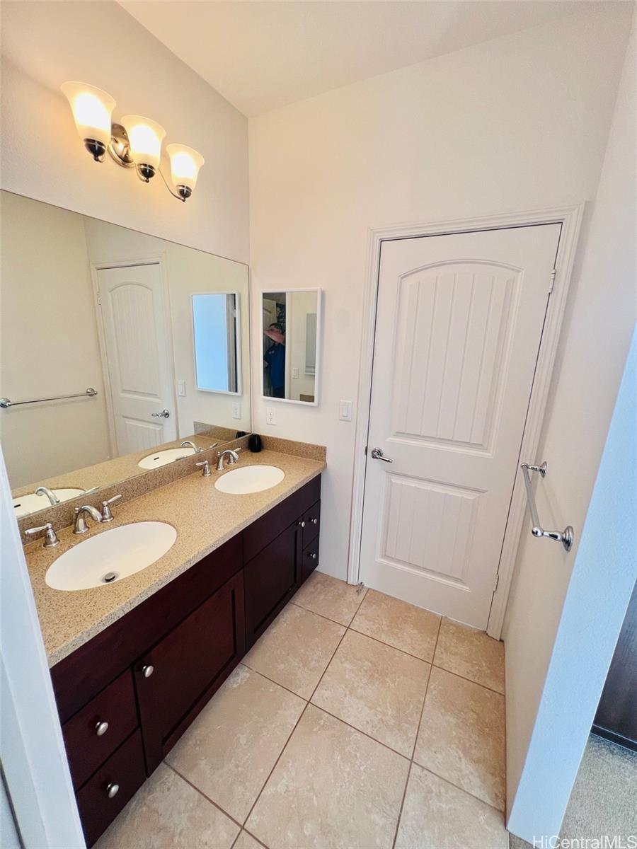 1020 Kakala St Kapolei - Rental - photo 14 of 25