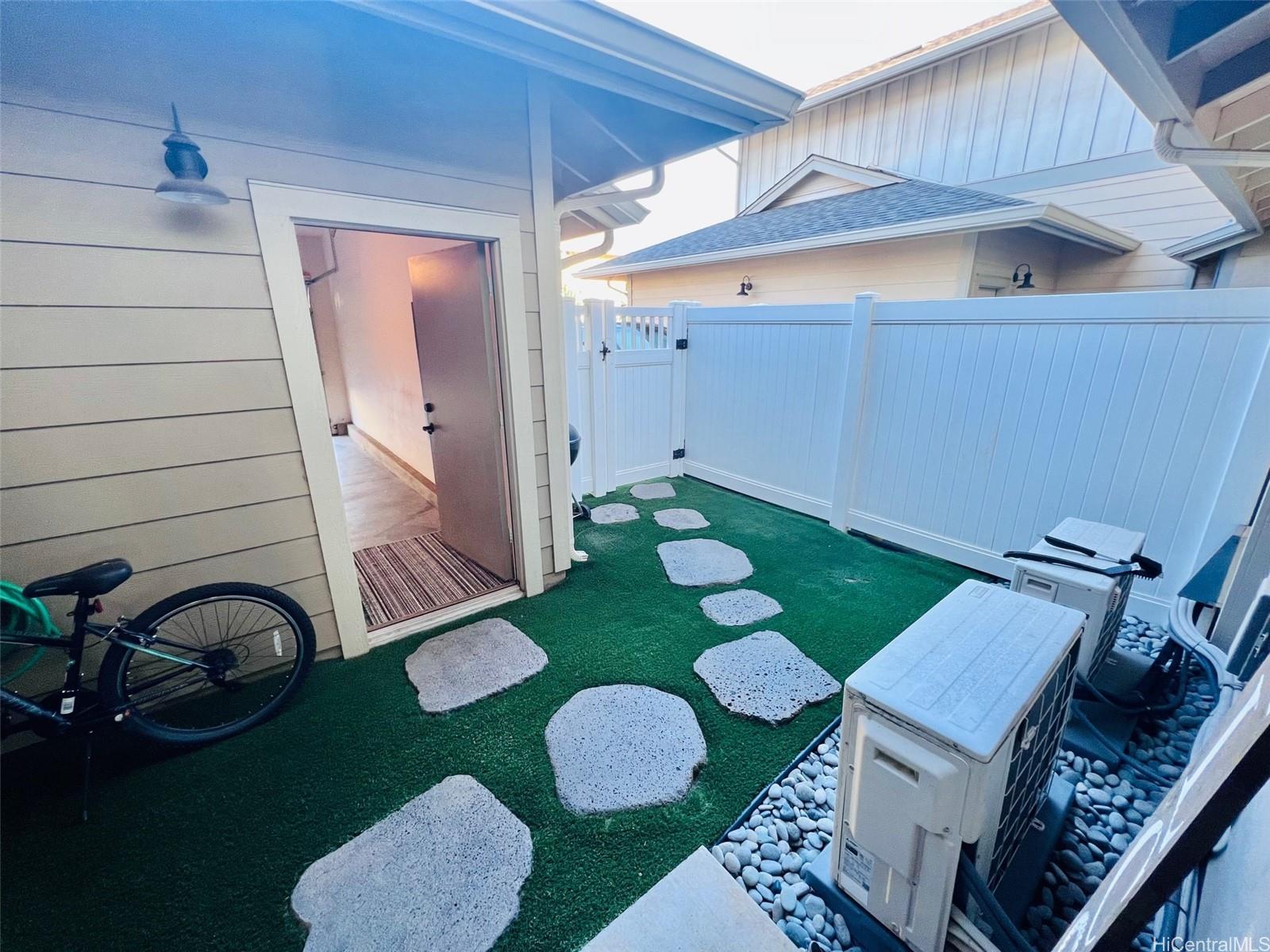 1020 Kakala St Kapolei - Rental - photo 15 of 25