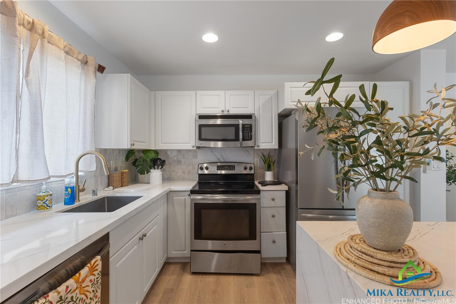 Awakea condo # 1505, Kapolei, Hawaii - photo 3 of 25