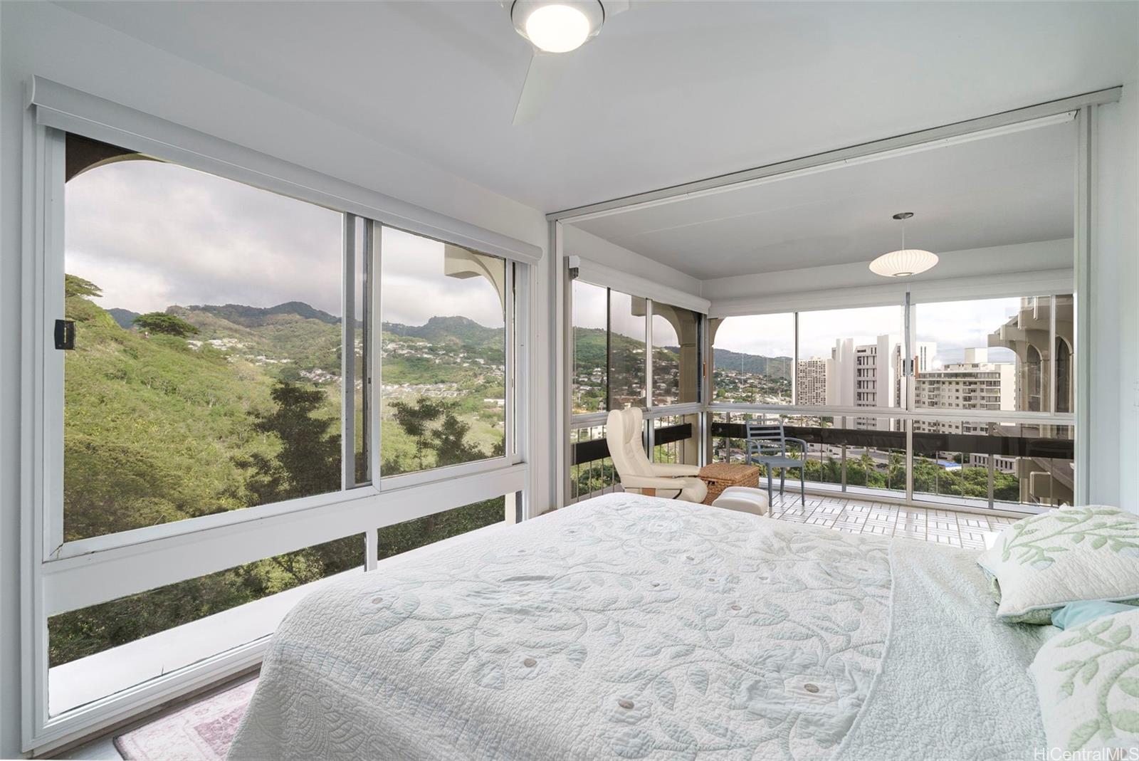 Royal Vista condo # 807D, Honolulu, Hawaii - photo 13 of 25