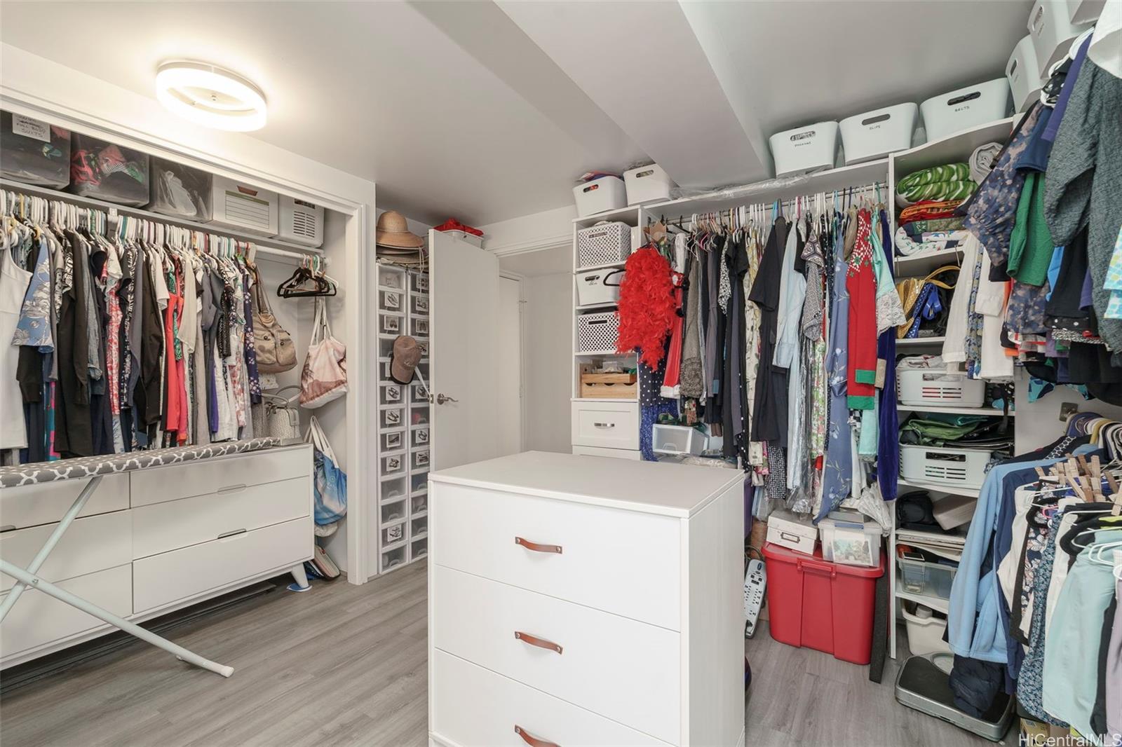 Royal Vista condo # 807D, Honolulu, Hawaii - photo 14 of 25