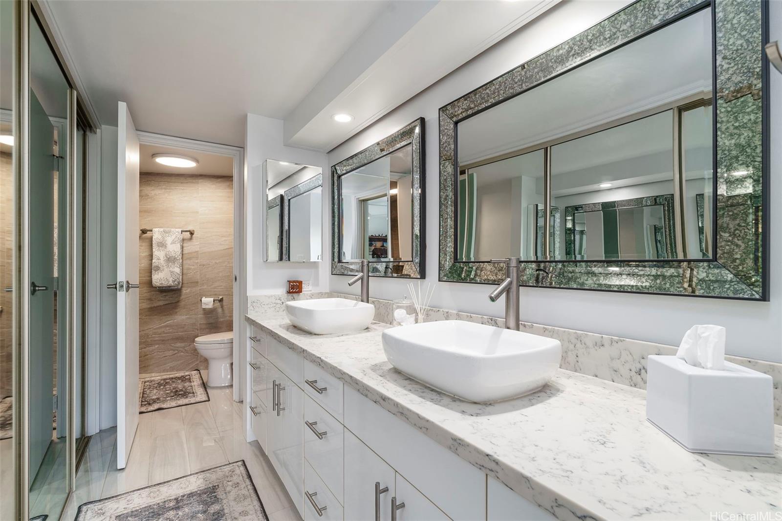 Royal Vista condo # 807D, Honolulu, Hawaii - photo 19 of 25