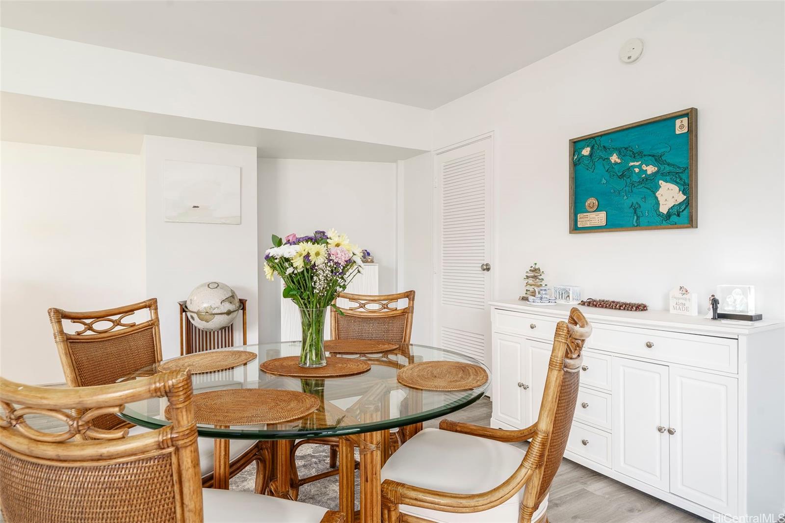 Royal Vista condo # 807D, Honolulu, Hawaii - photo 5 of 25