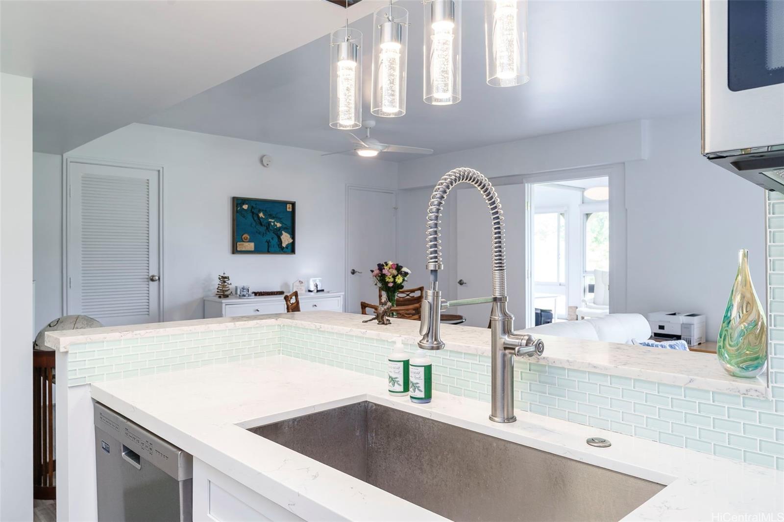 Royal Vista condo # 807D, Honolulu, Hawaii - photo 9 of 25