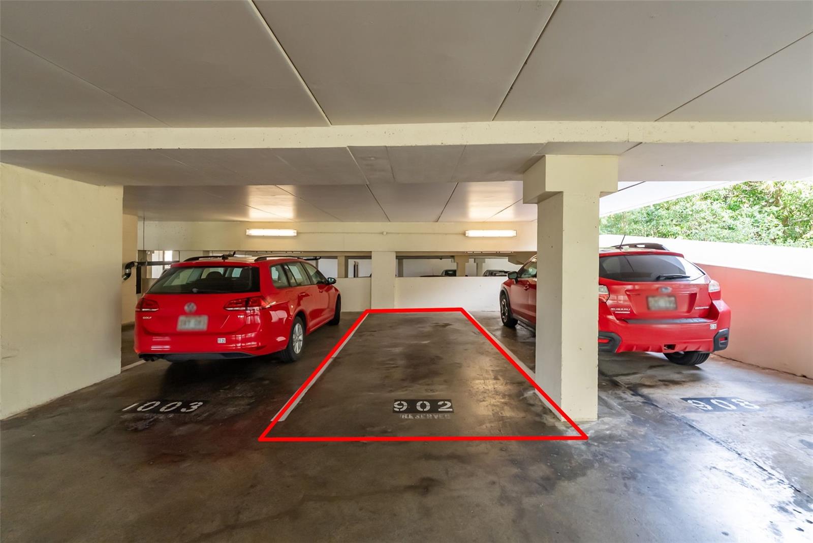 Royal Vista condo # 902B, Honolulu, Hawaii - photo 22 of 25