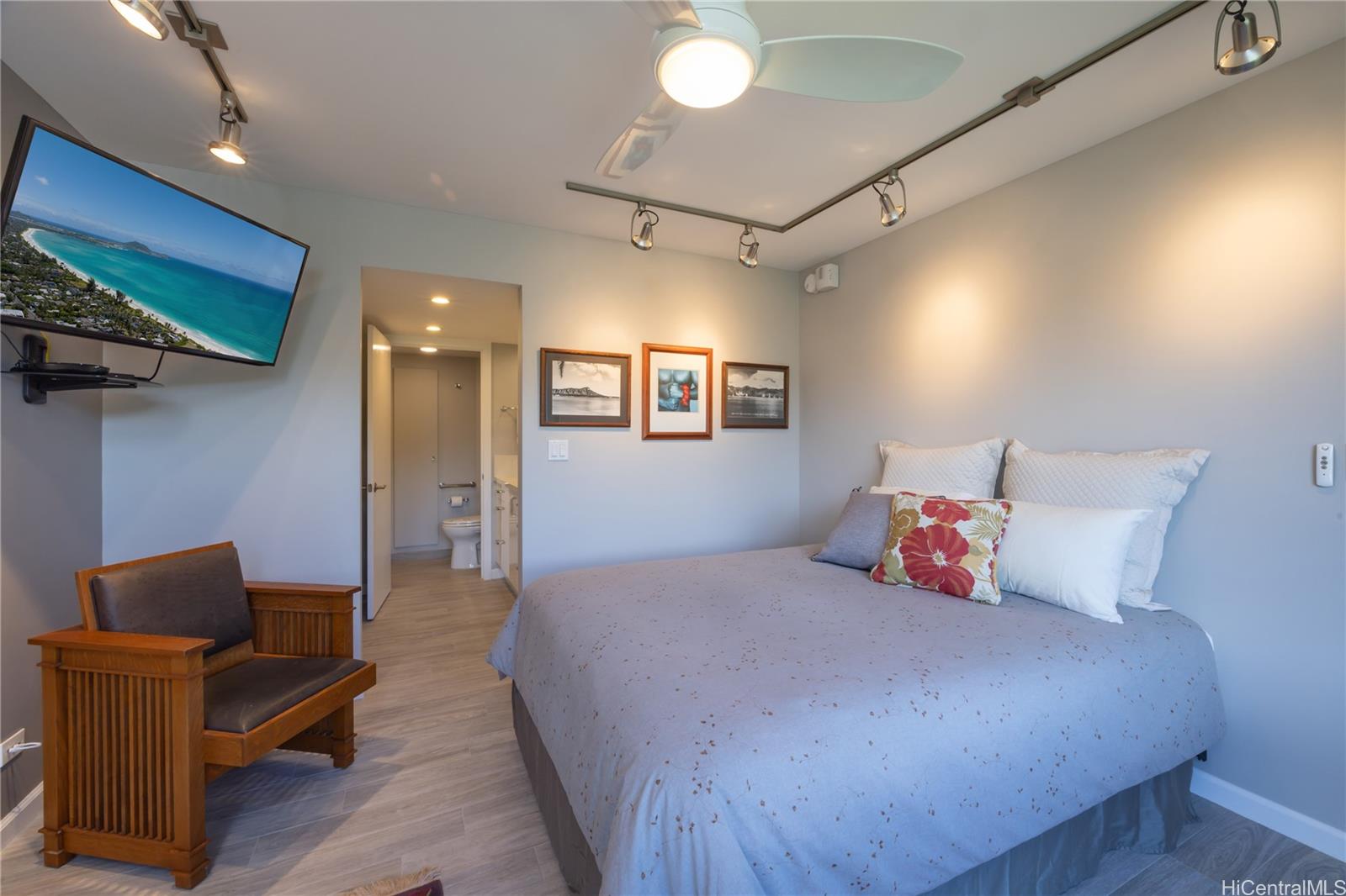 Royal Vista condo # 903E, Honolulu, Hawaii - photo 18 of 25