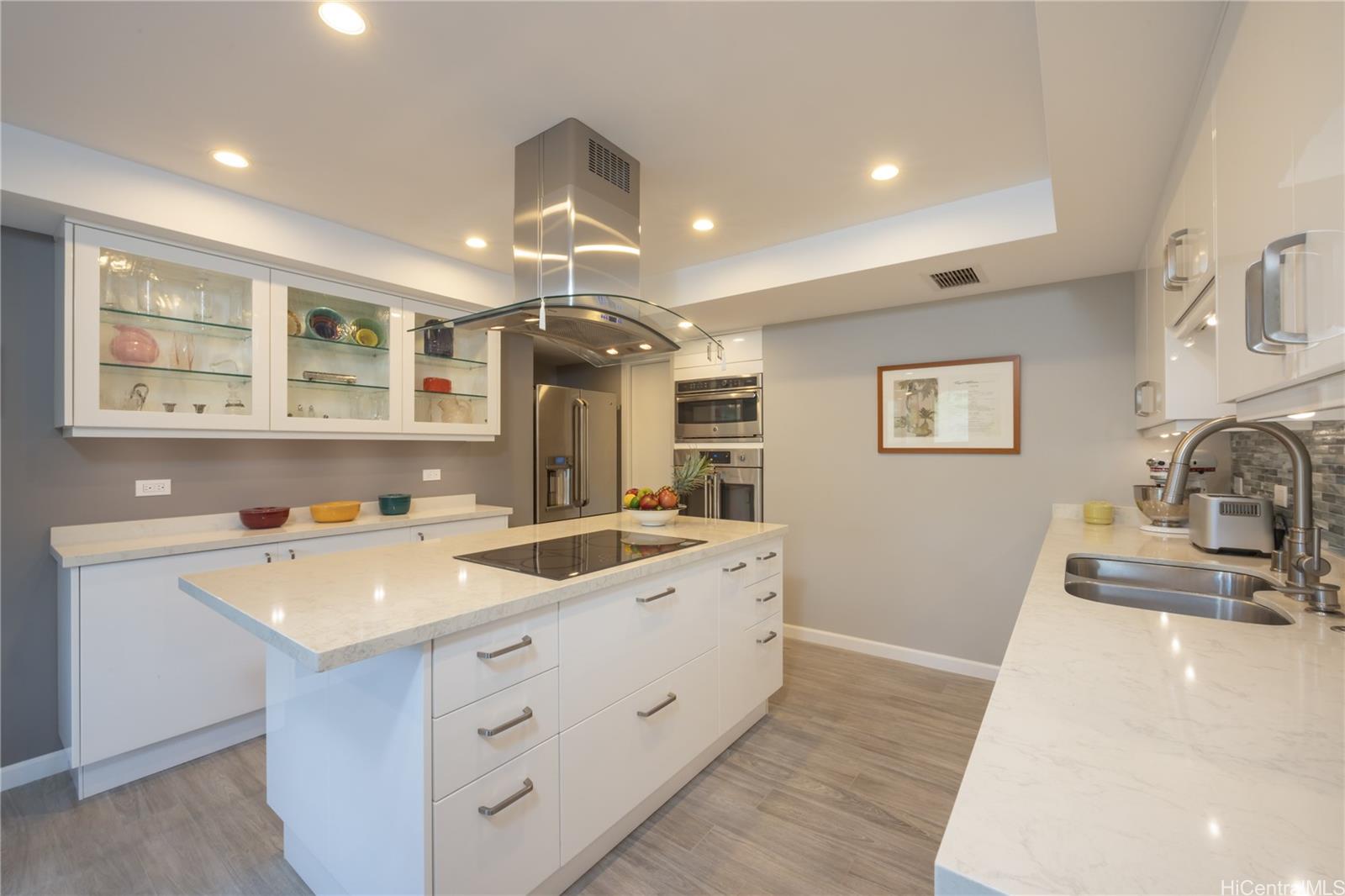 Royal Vista condo # 903E, Honolulu, Hawaii - photo 9 of 25