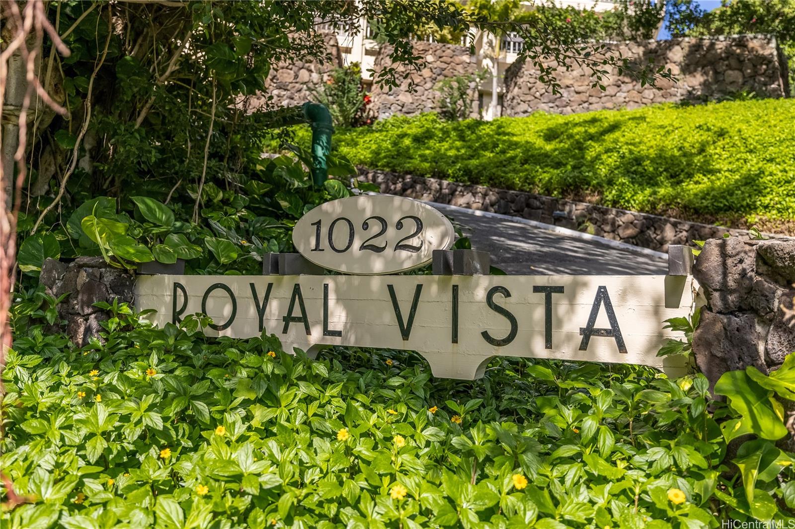 Royal Vista condo # 908D, Honolulu, Hawaii - photo 22 of 25