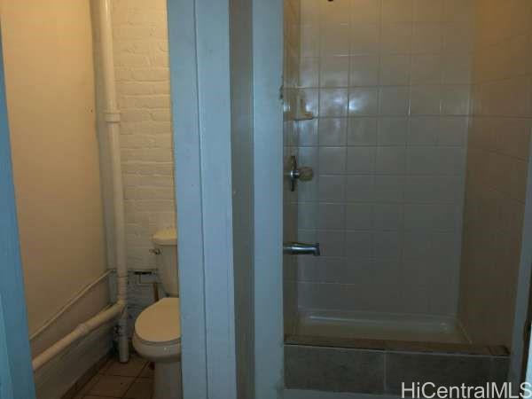 1023 Maunakea Street Honolulu - Rental - photo 5 of 6