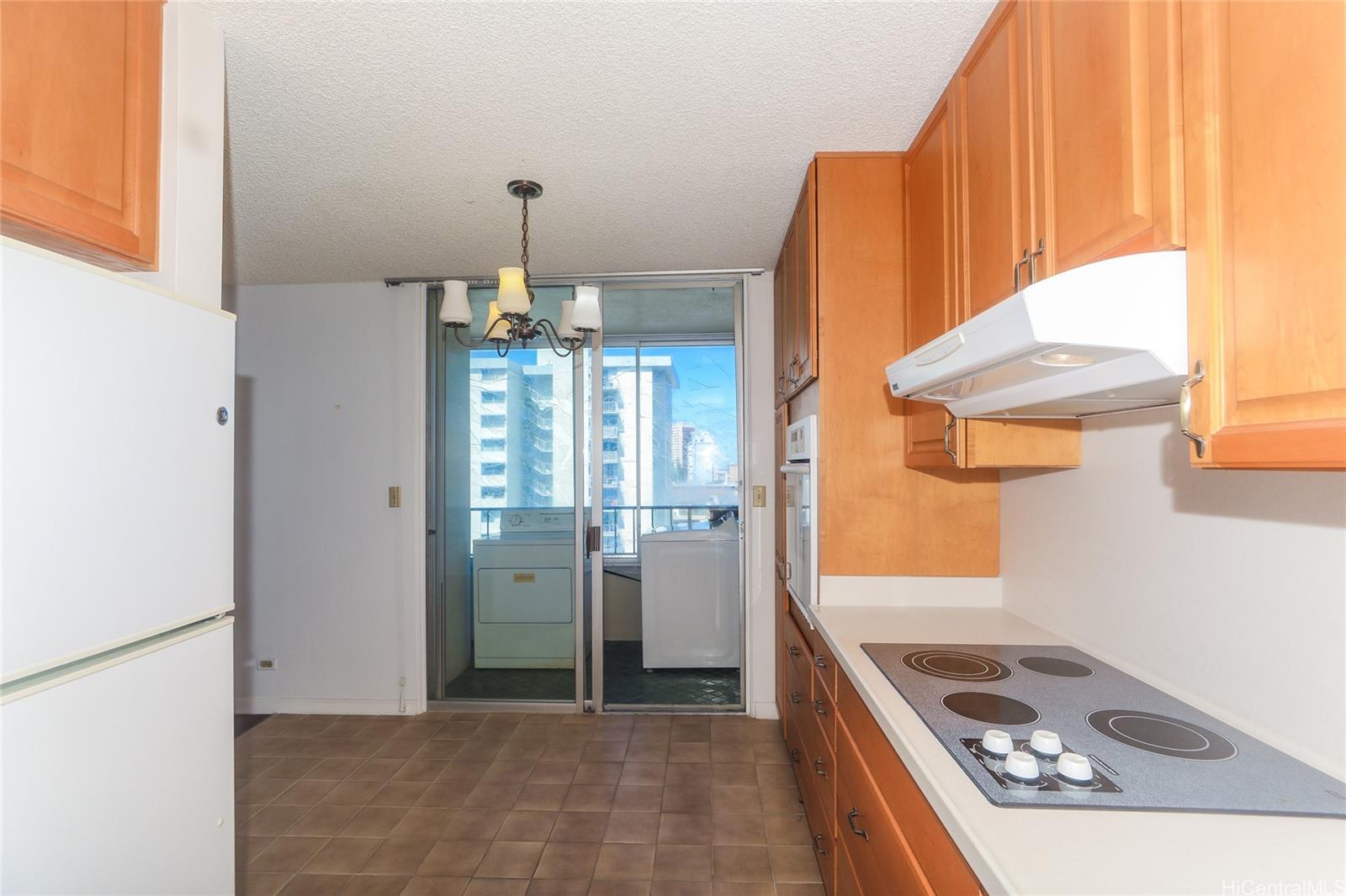 Maile Tower condo # 7A, Honolulu, Hawaii - photo 11 of 24