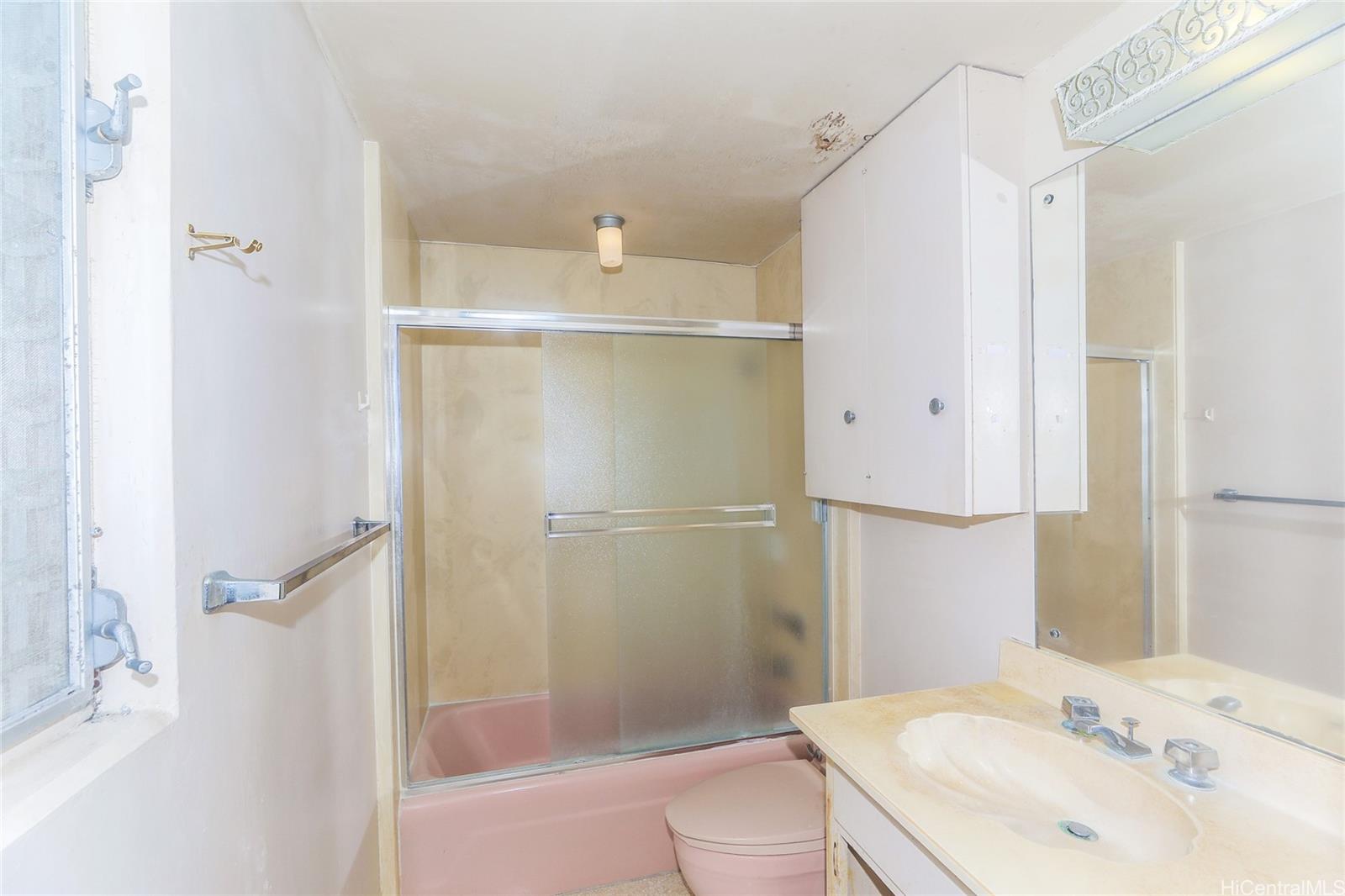 Maile Tower condo # 7A, Honolulu, Hawaii - photo 14 of 24