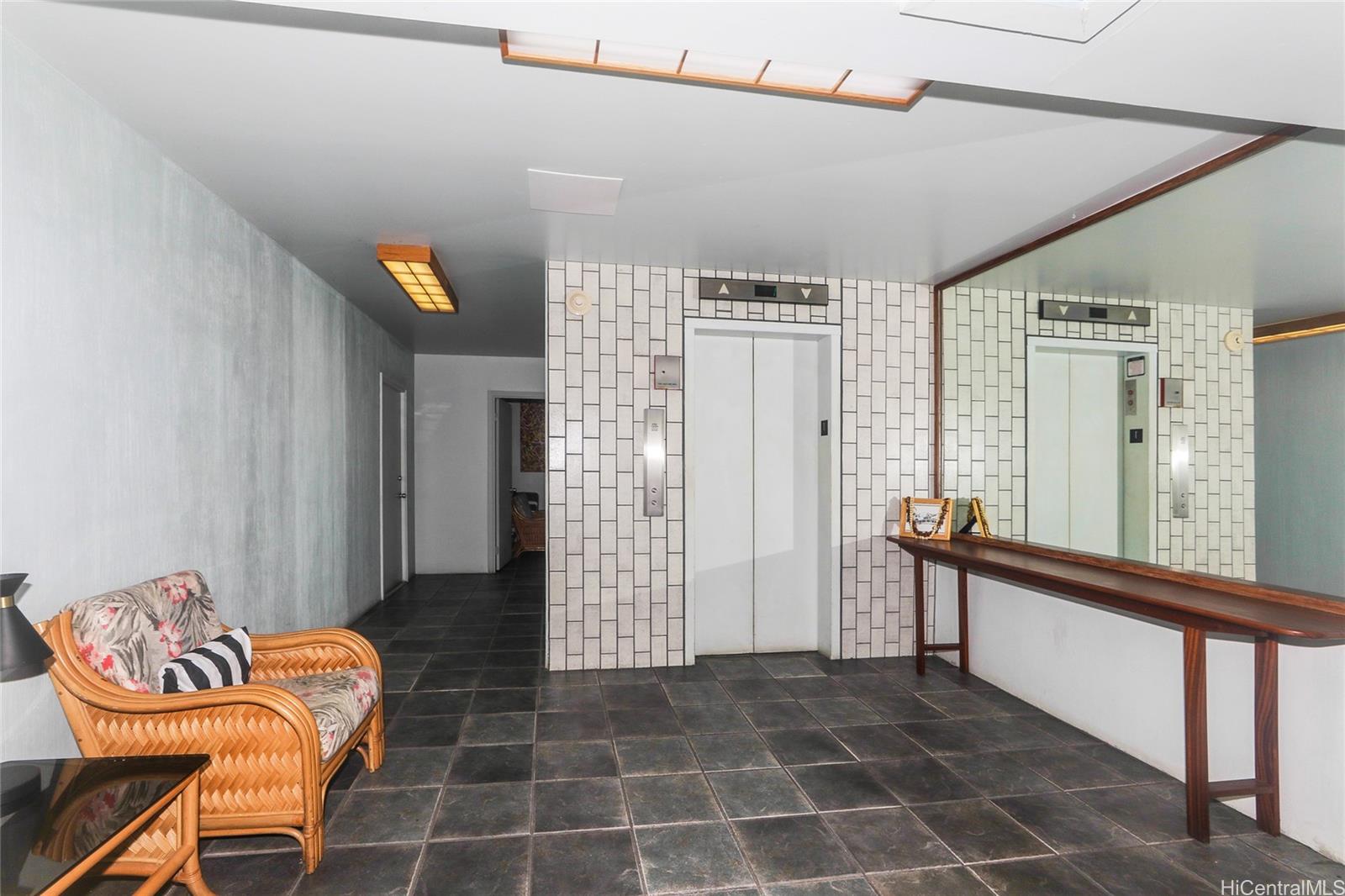 Maile Tower condo # 7A, Honolulu, Hawaii - photo 20 of 24