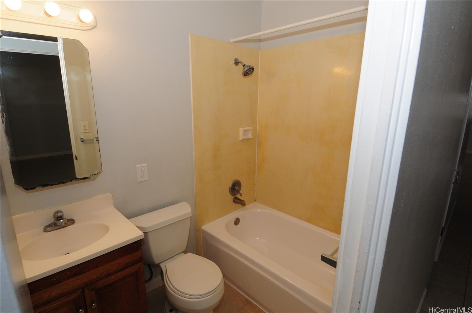 1028  Hooli Place Pearl City-upper, PearlCity home - photo 10 of 20