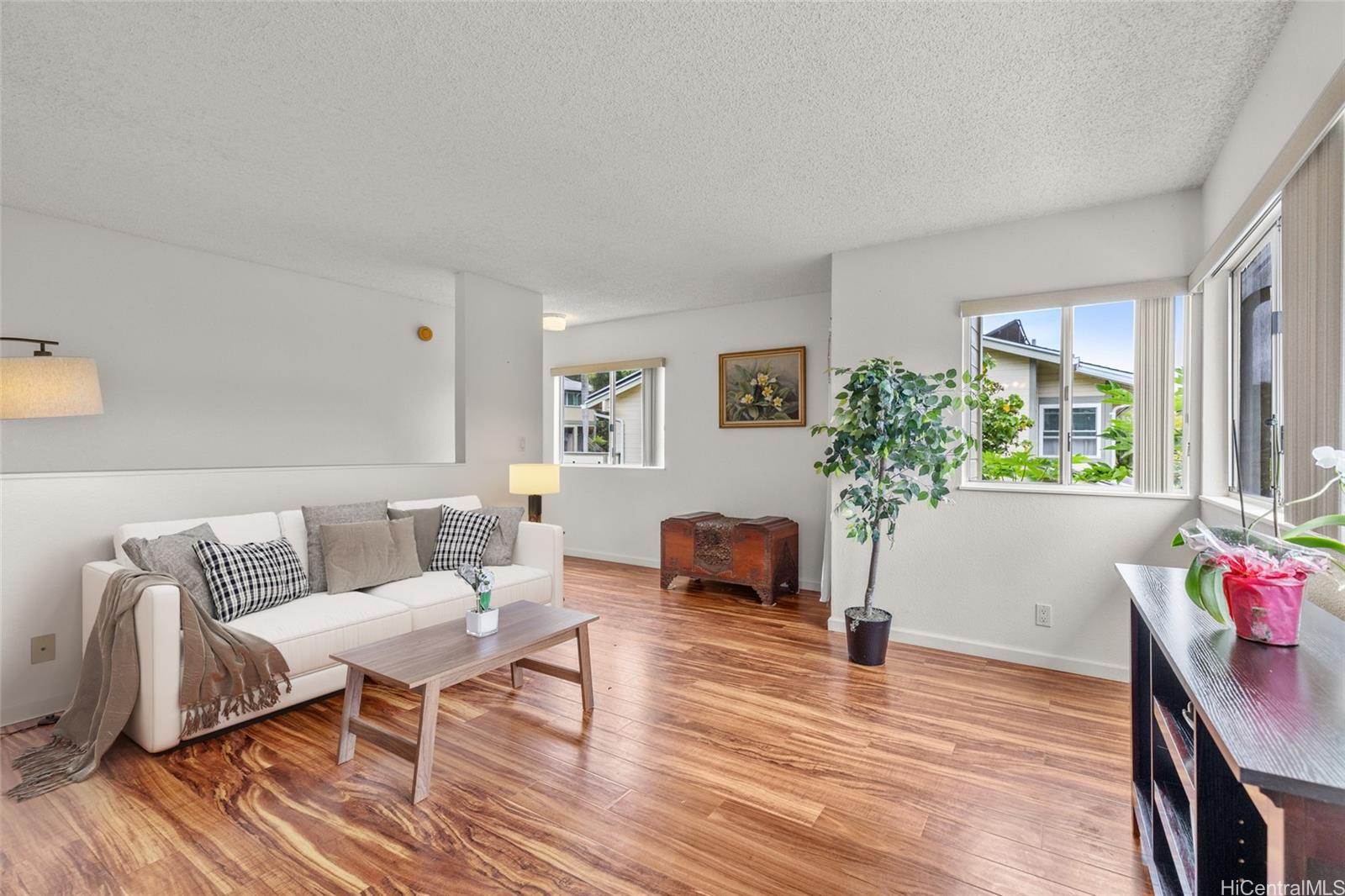103  Kahako Street Kailua Bluffs, Kailua home - photo 6 of 25