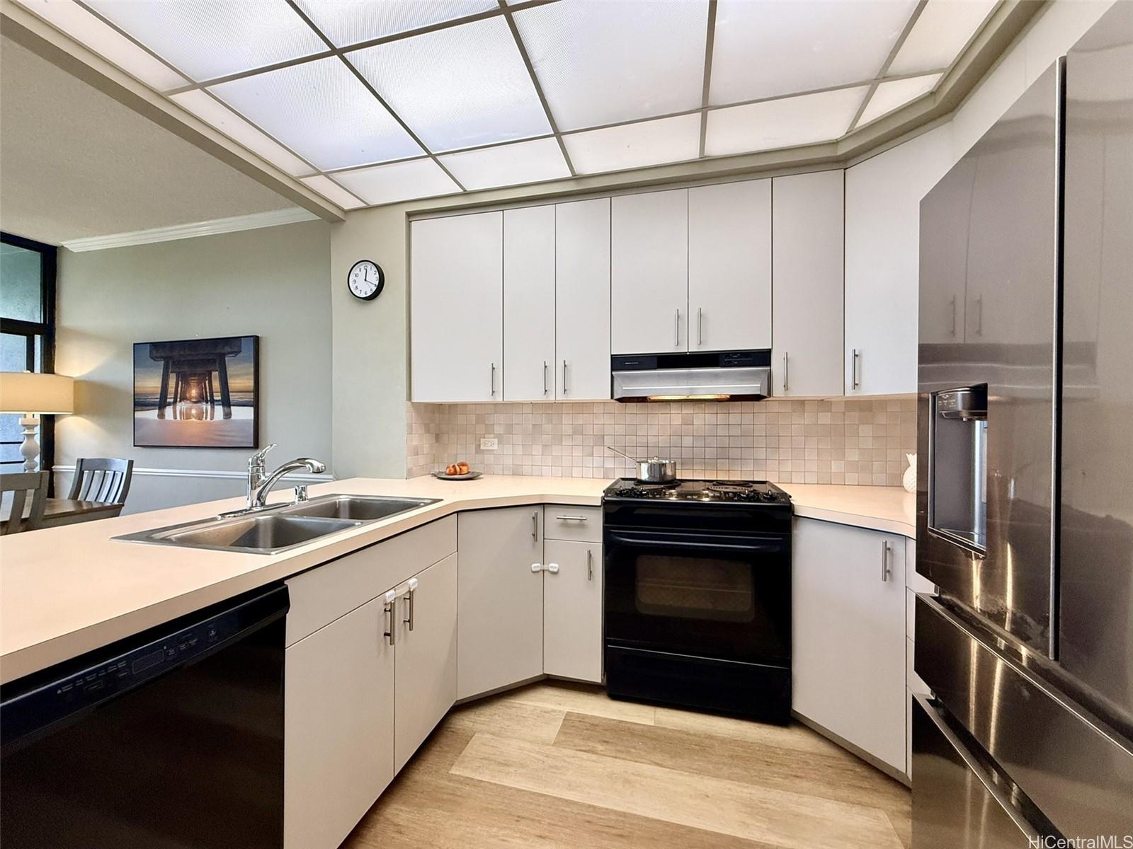 Windward Harbour condo # 11/311B, Kailua, Hawaii - photo 8 of 25