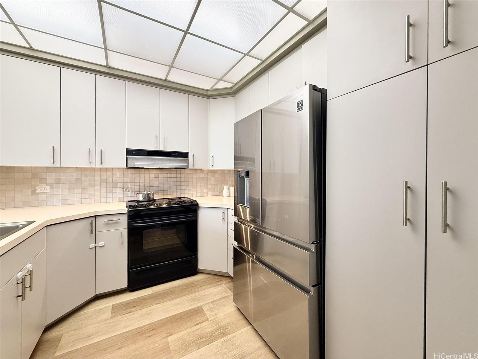 Windward Harbour condo # 11/311B, Kailua, Hawaii - photo 10 of 25