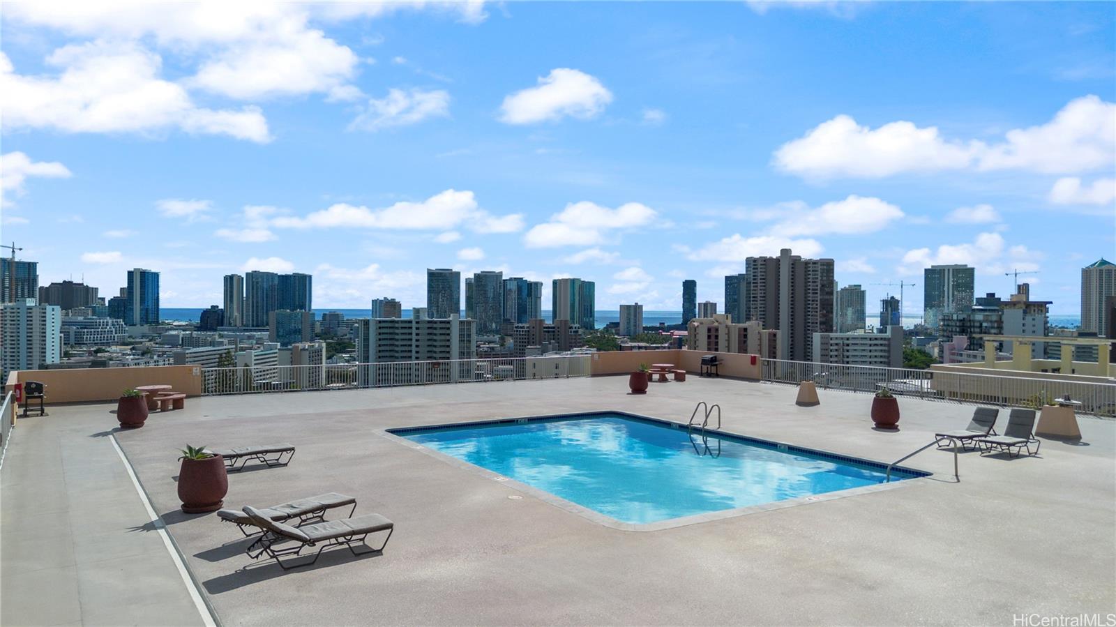 Maunaihi Terrace condo # 206, Honolulu, Hawaii - photo 15 of 20