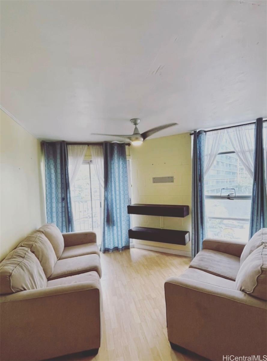 Maunaihi Terrace condo # 306, Honolulu, Hawaii - photo 3 of 12