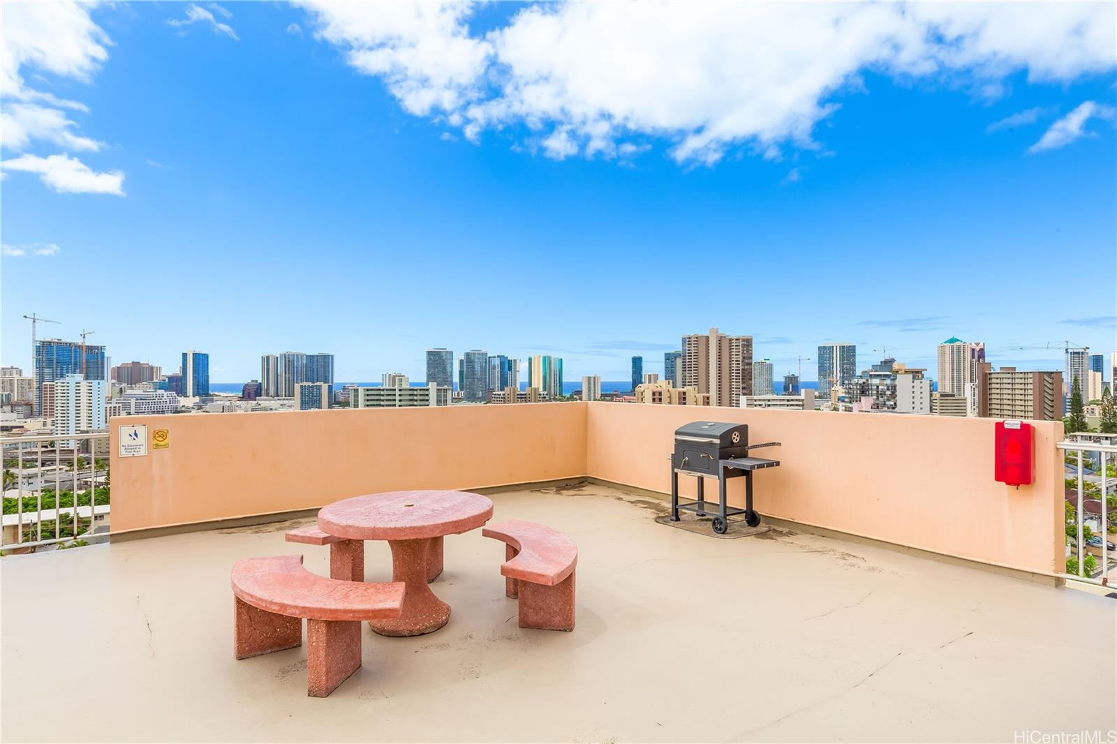 Maunaihi Terrace condo # 808, Honolulu, Hawaii - photo 19 of 25