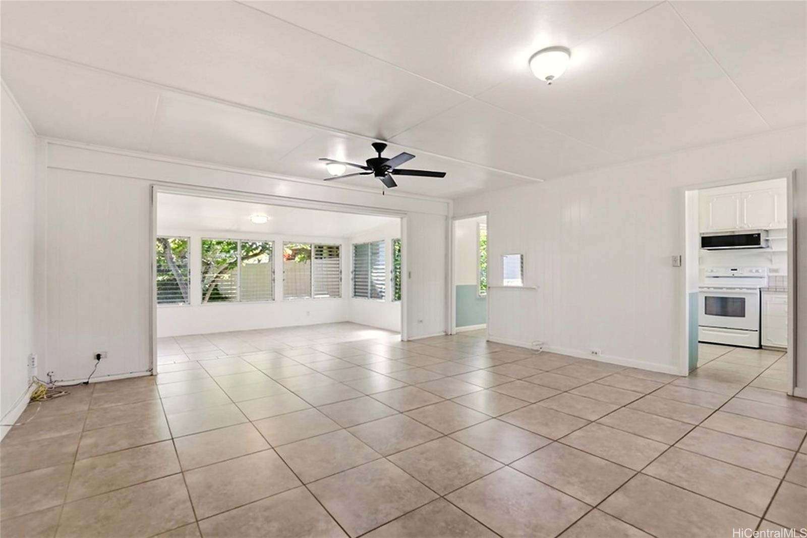 1032 Kainui Dr Kailua - Rental - photo 2 of 16