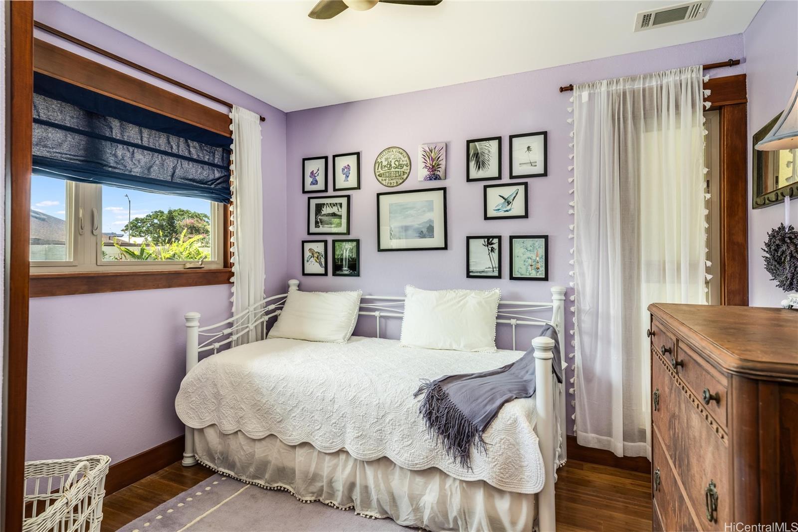 1035  Kamaole Street Kalama Valley, Hawaii Kai home - photo 20 of 25