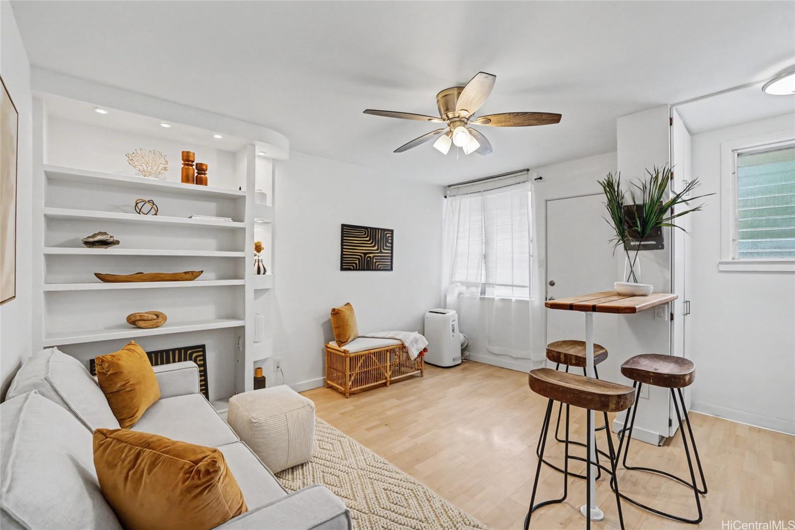 Makiki West condo # 205, Honolulu, Hawaii - photo 2 of 21