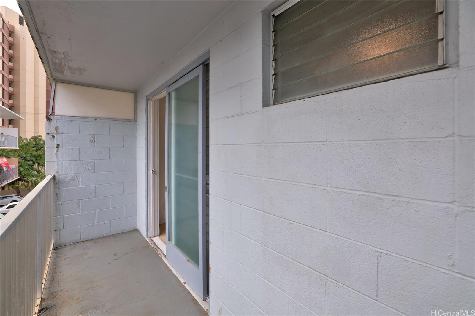 Makiki West condo # 205, Honolulu, Hawaii - photo 15 of 21