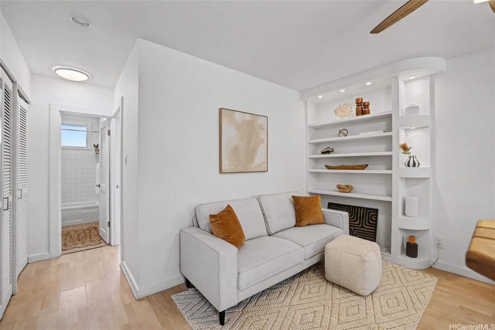 Makiki West condo # 205, Honolulu, Hawaii - photo 7 of 21