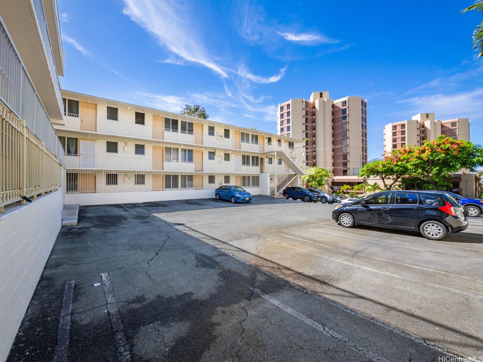 Makiki West condo # 304, Honolulu, Hawaii - photo 13 of 19