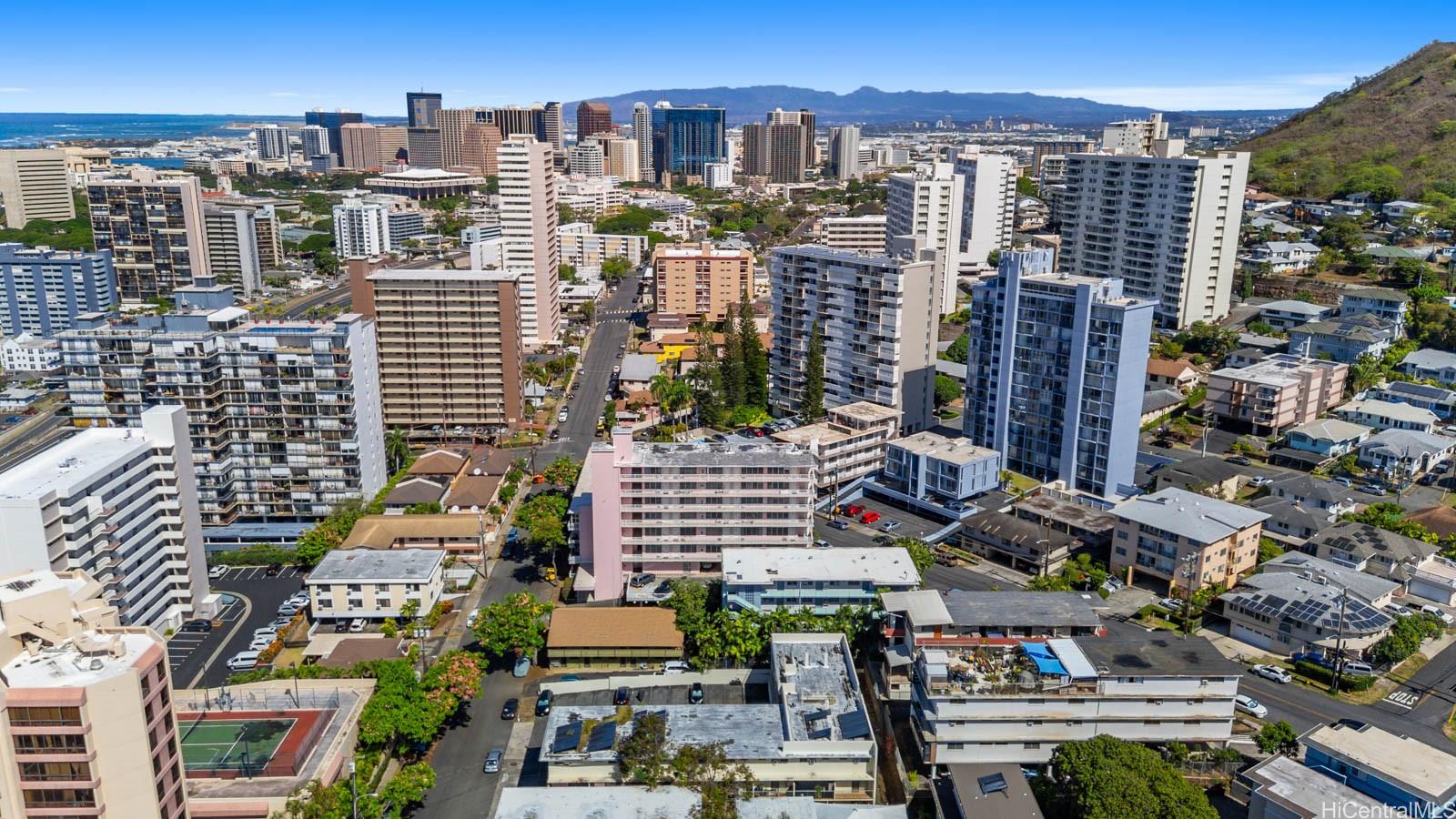 Makiki West condo # 304, Honolulu, Hawaii - photo 13 of 19