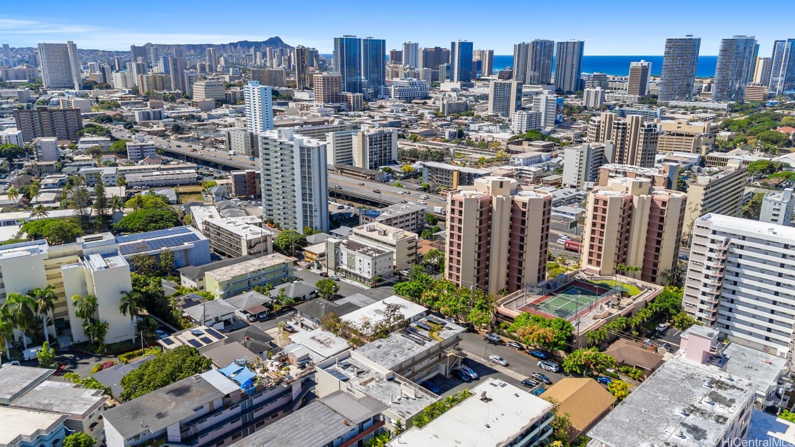Makiki West condo # 304, Honolulu, Hawaii - photo 15 of 19