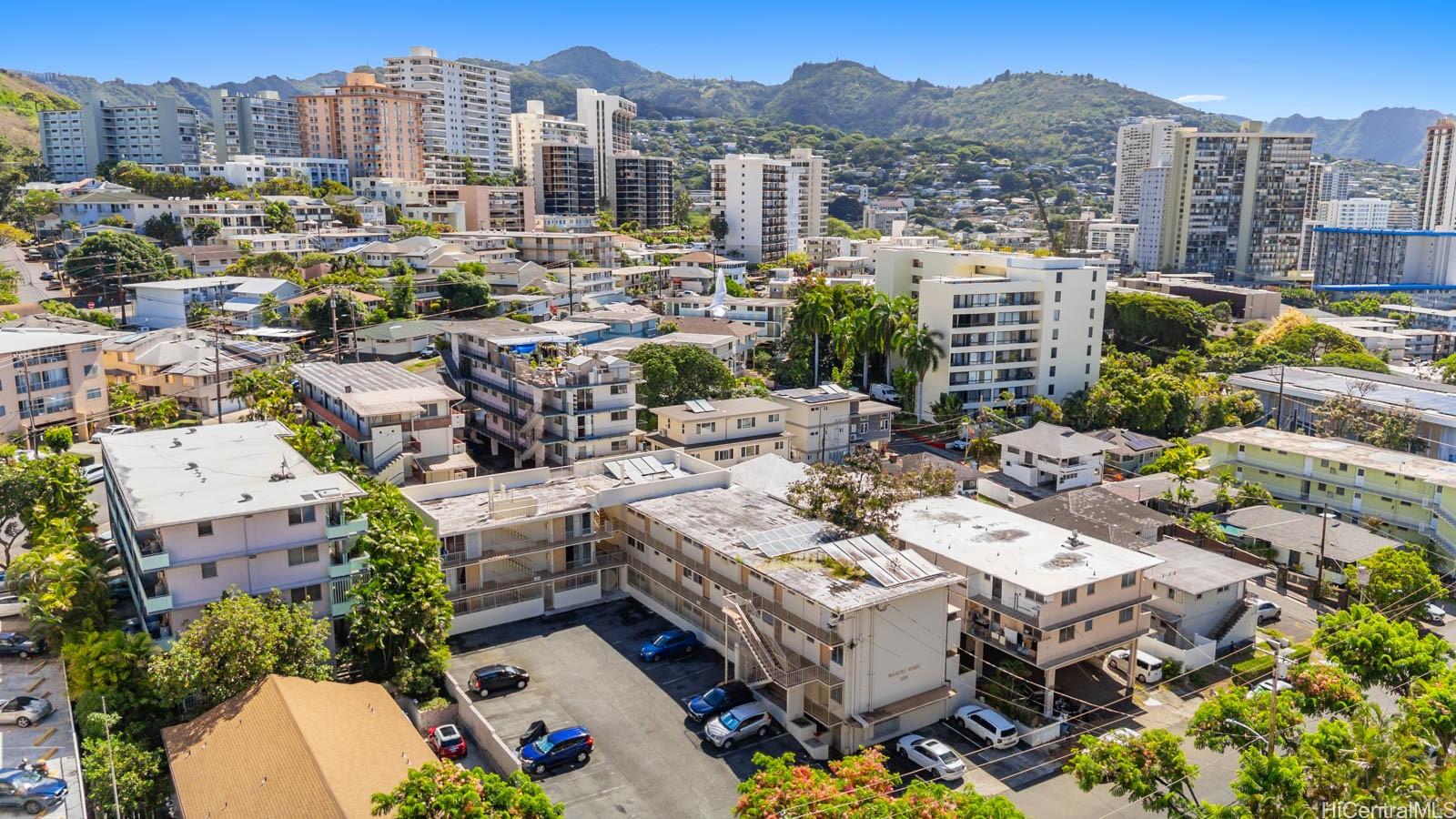 Makiki West condo # 304, Honolulu, Hawaii - photo 17 of 19
