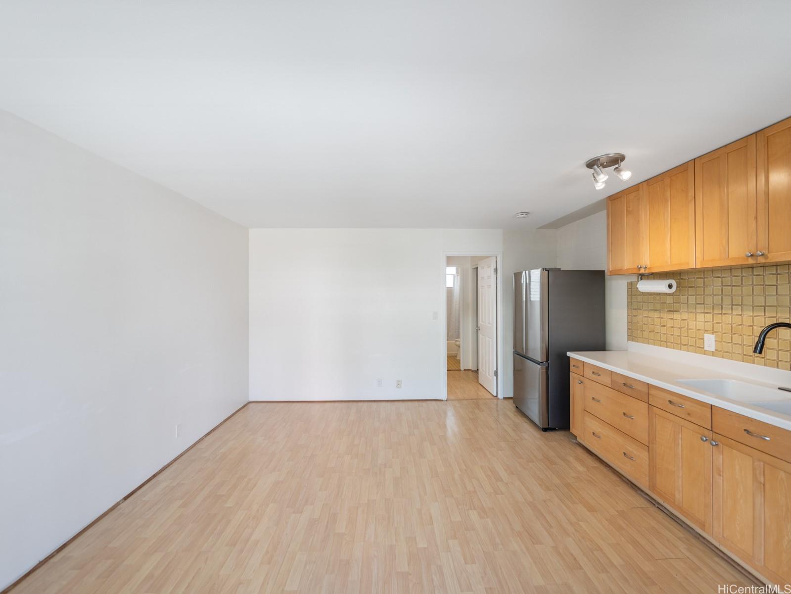 Makiki West condo # 304, Honolulu, Hawaii - photo 5 of 19