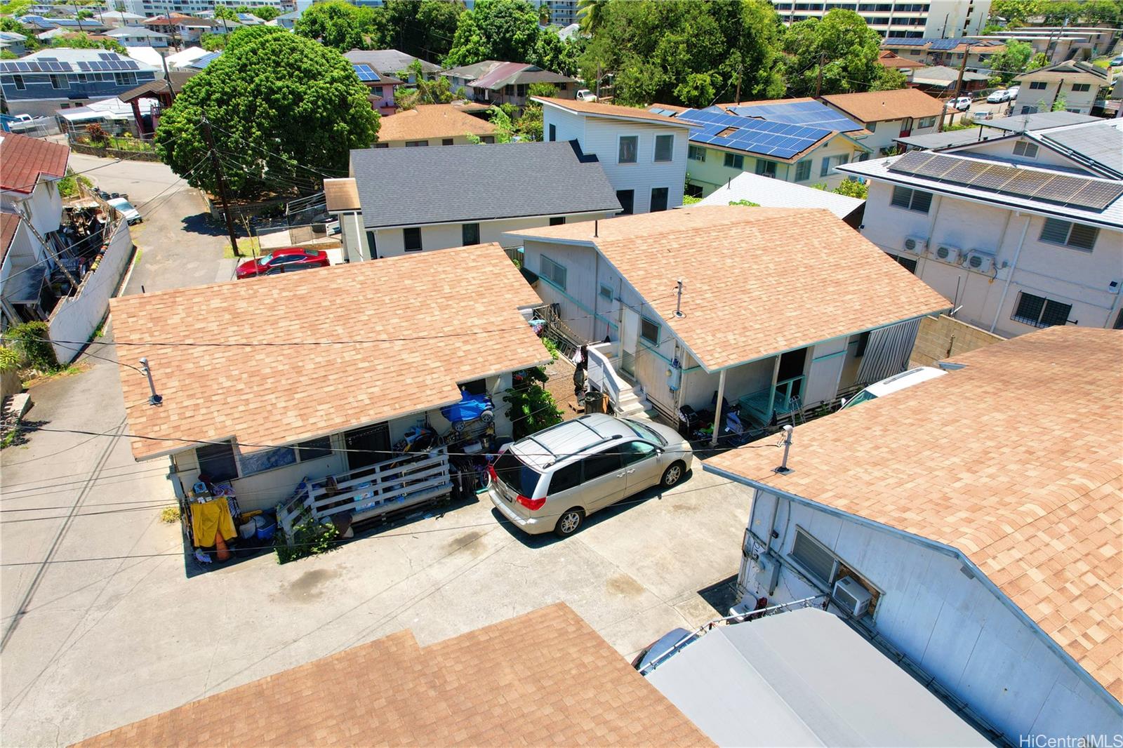 1039 Wong Ln Honolulu - Multi-family - photo 2 of 16