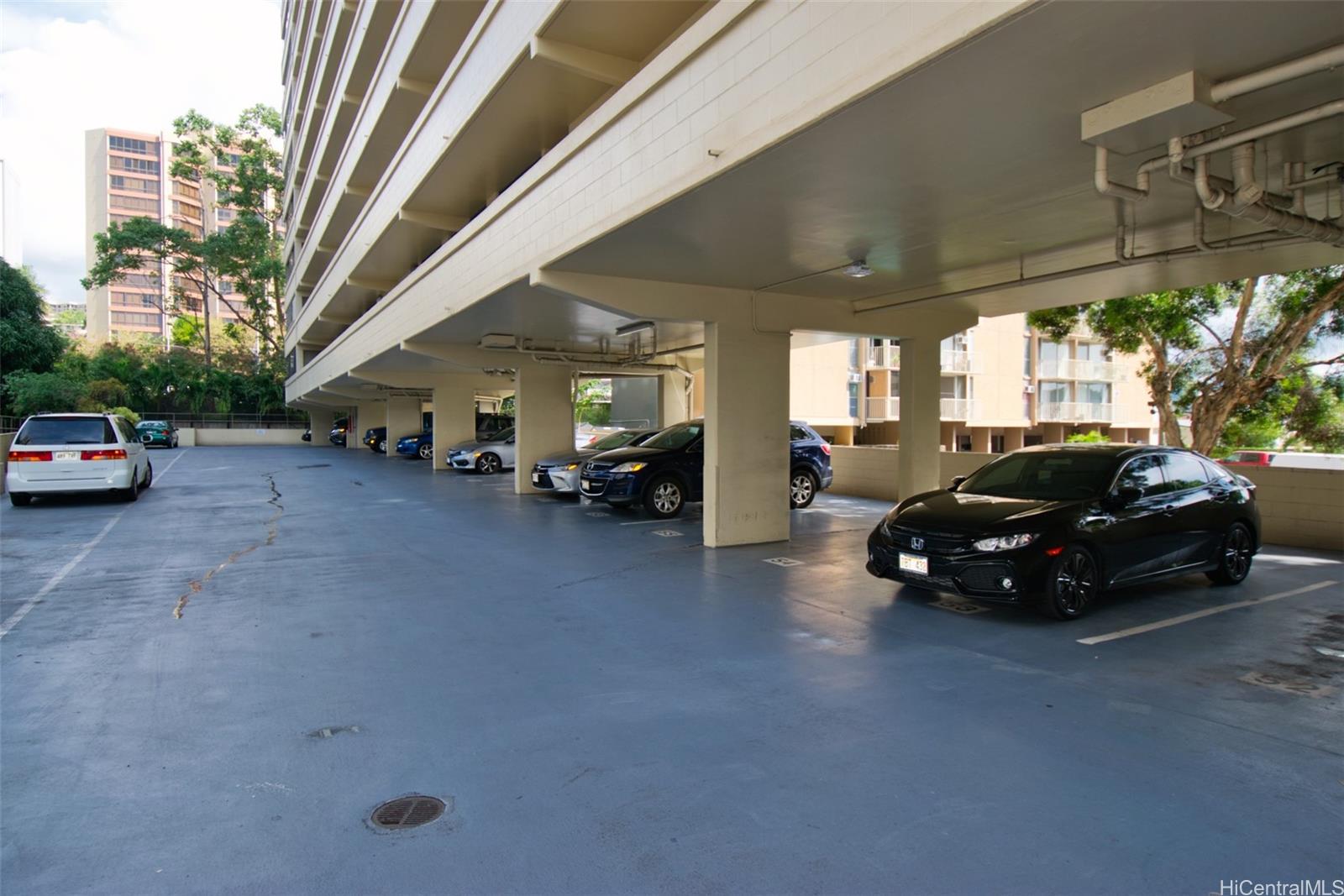 1040 Kinau St Honolulu - Rental - photo 21 of 22